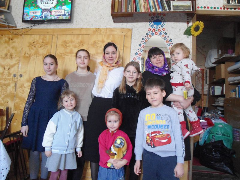 Встреча с учащимися воскресной школы «Радость» и их родителями состоялась на приходе Почаевской иконы Божией Матери