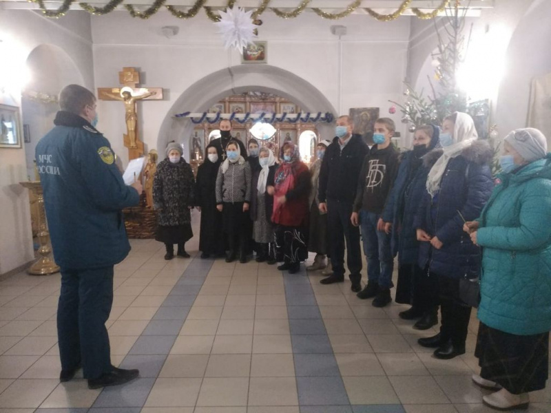 Храмы Новошахтинского благочиния прошли обследование по вопросам соблюдения требований пожарной безопасности