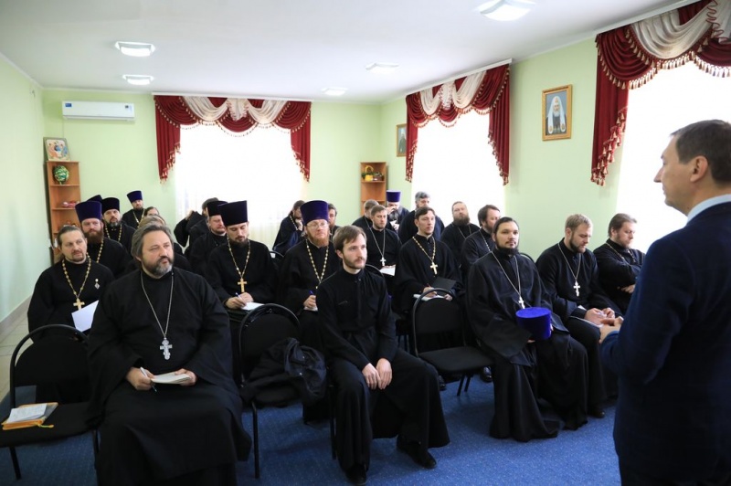 Очередные занятия состоялись на курсах повышения квалификации для духовенства Шахтинской епархии