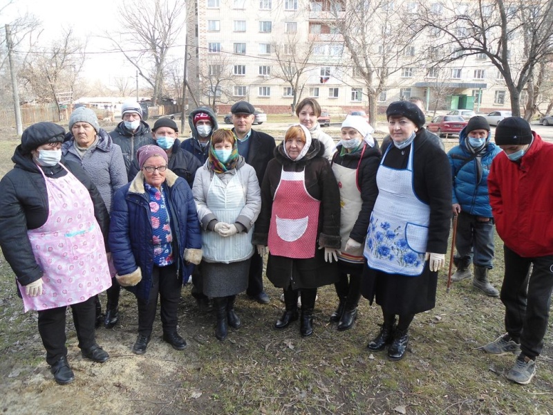 «Накормить алчущих, напоить жаждущих»