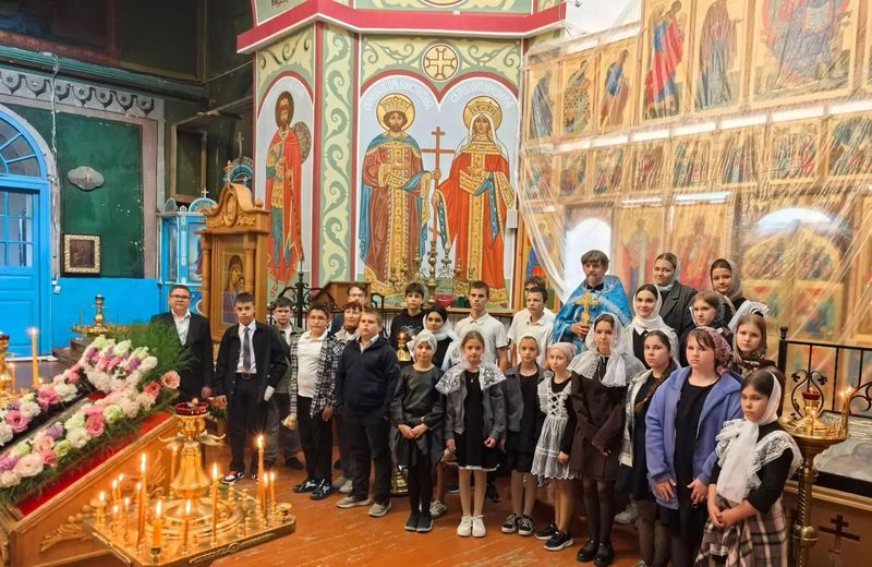 Свет Покрова: учащиеся школы №41 посетили храм святителя Алексия Московского
