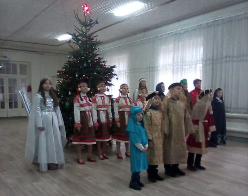 Воспитанники воскресной школы Пантелеимоновского прихода пос. Майский выступили в школе № 43 г. Шахты