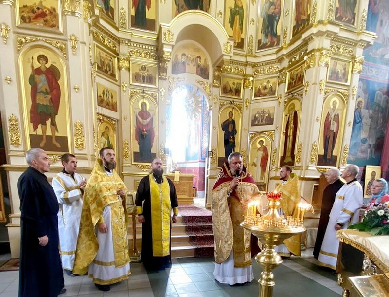 Казакам ГКО «Каменск-Шахтинское» вручены Архиерейские грамоты и Благодарственные письма