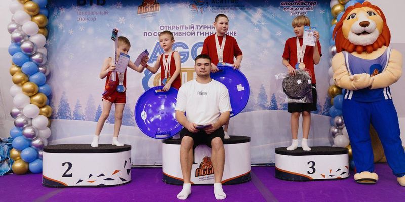 КАК СПОРТСМЕН ДЯДЯ РОМА НАЧАЛ ЗАНИМАТЬСЯ С ОСОБЫМИ ДЕТЬМИ И СТАЛ ХРИСТИАНИНОМ