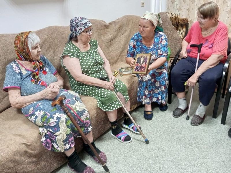 «Преображение Господне» в доме престарелых