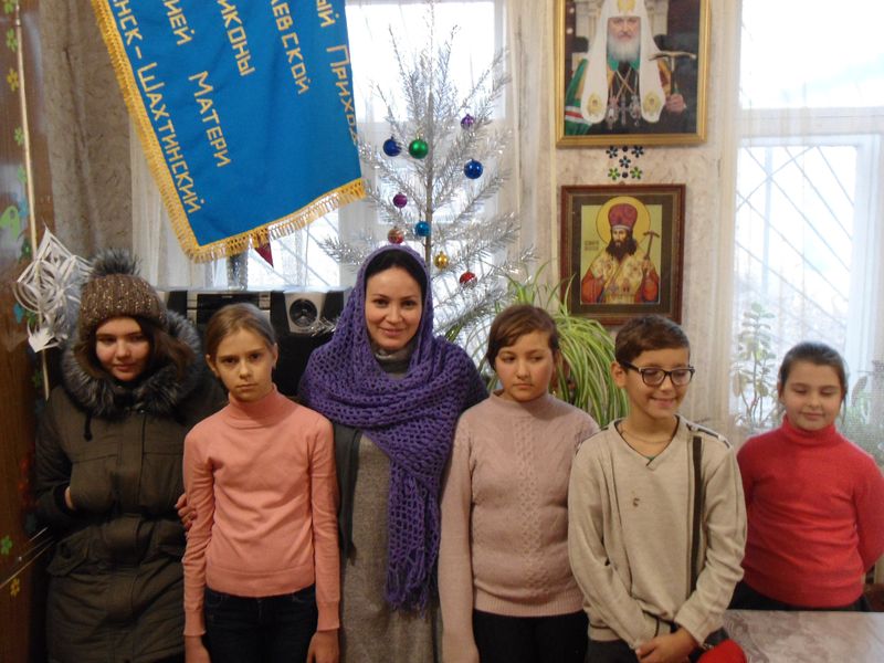 Директор Воскресной школы «Радость» города Каменск-Шахтинский провела с воспитанниками беседу на тему подготовки души к Рождеству