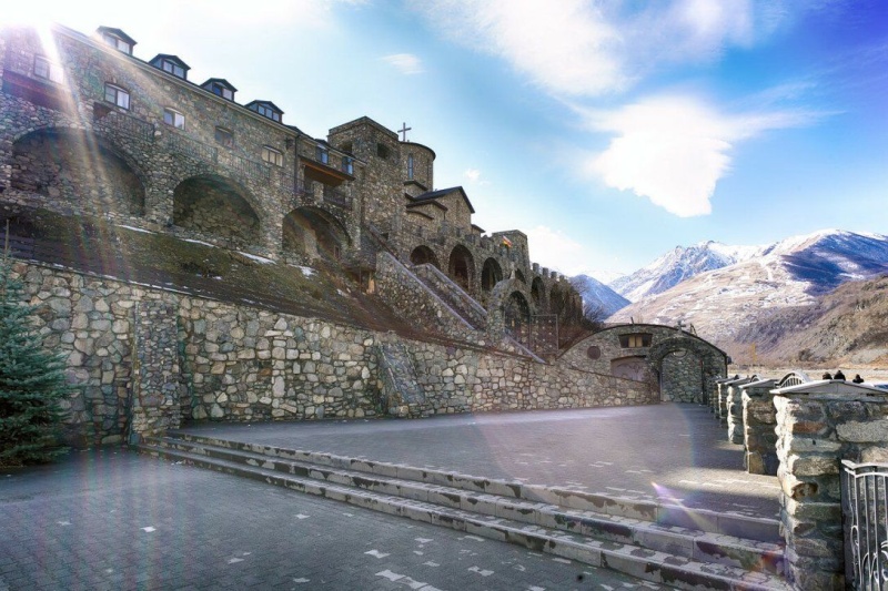 С 27 по 30 мая состоится паломническая поездка по православным монастырям Осетии