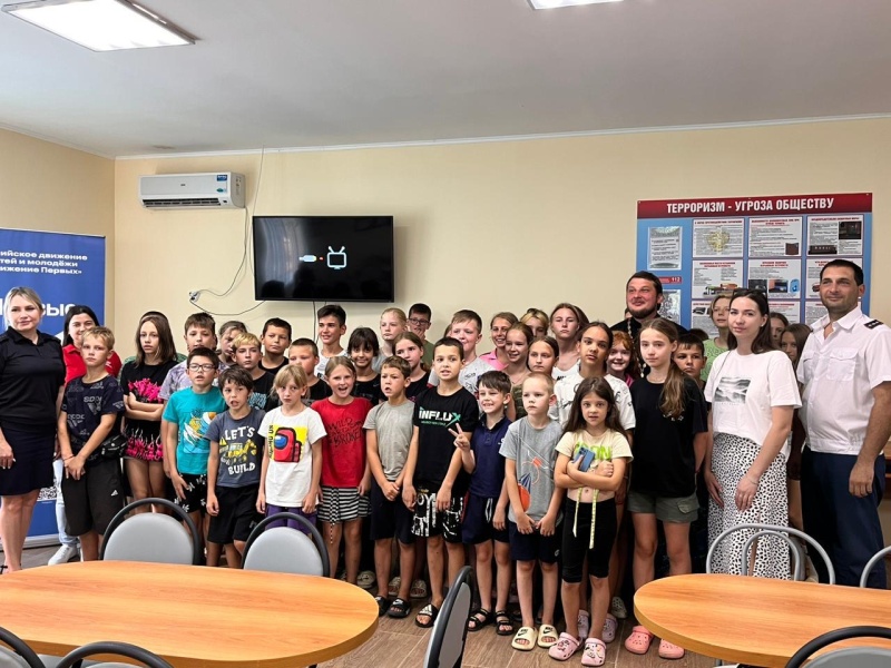 Духовно-нравственная беседа священника с детьми