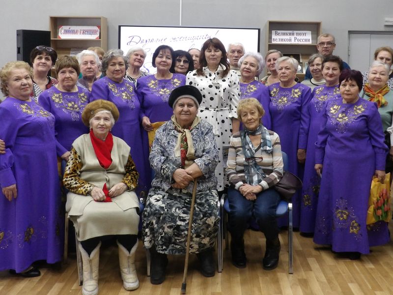 Поэтическая гостиная «Букет из самых нежных слов»