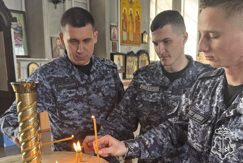 Священник встретился с личным составом вневедомственной охраны Новошахтинска