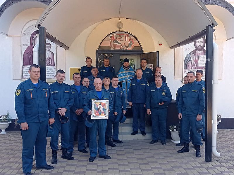 Совместный молебен перед иконой Божией Матери Неопалимая купина