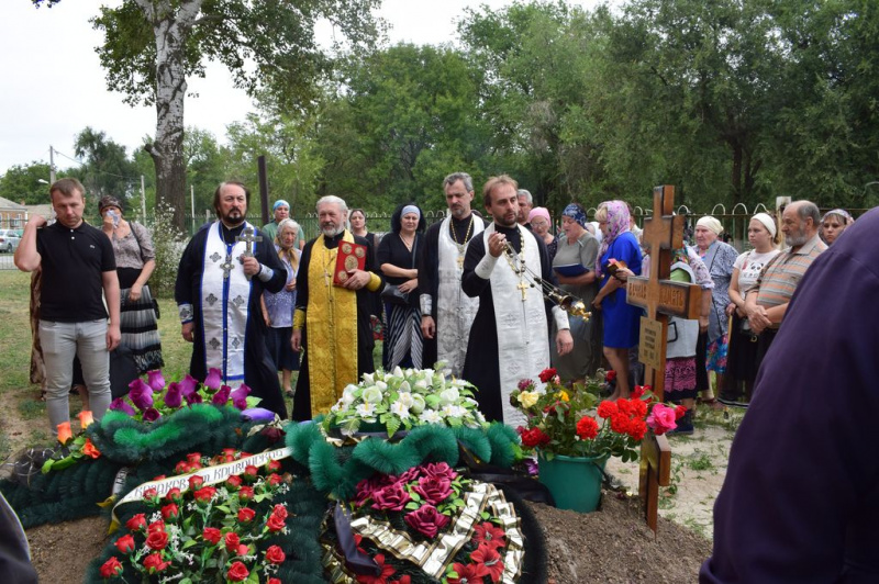На сороковой день после смерти протоиерея Анатолия Почтового в храме святителя Тихона Задонского прошло заупокойное богослужение
