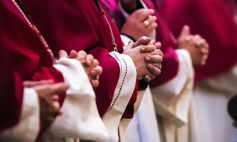 ВЕРНУТЬ КАТОЛИКАМ ВЕРУ ПРЕДКОВ