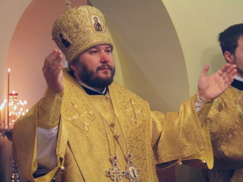 Праздничную Литургию по случаю престольного дня храма святой Ксении Петербургской г. Шахты возглавил Преосвященнейший Симон, епископ Шахтинский и Миллеровский