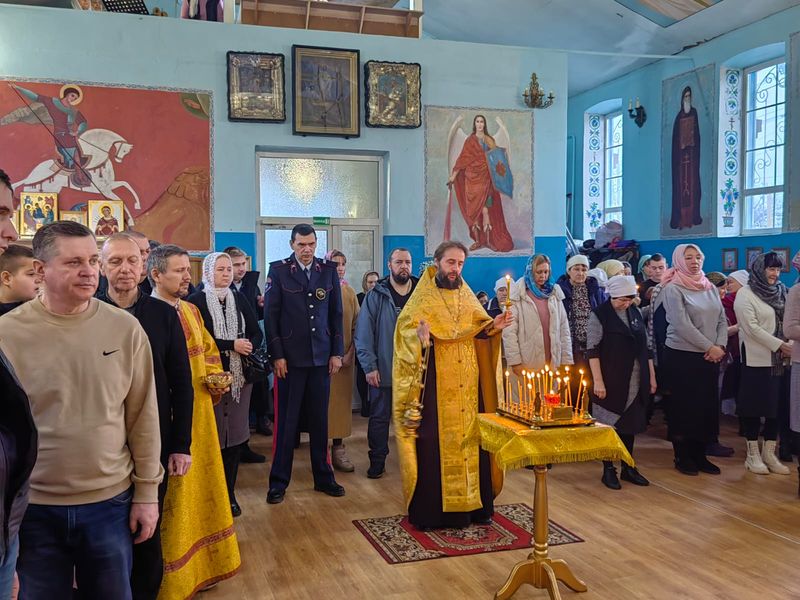 В храмах Нижнедонского благочиния молитвенно почтили священника Петра Жахановича, убиенного за веру в 1918 году