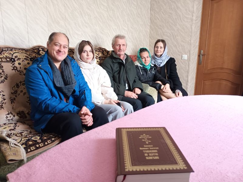 Прихожане Успенского храма города Донецка приняли участие в Библейской группе