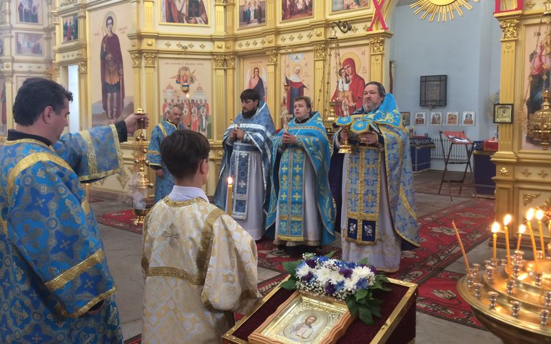 Успенский храм станицы Калитвенской отметил престольный праздник