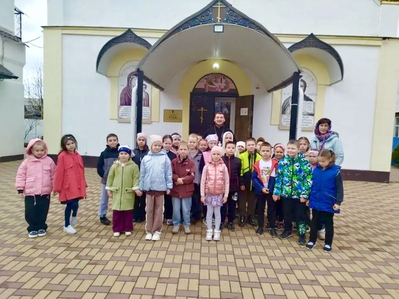 Духовно-нравственная беседа священника с учениками