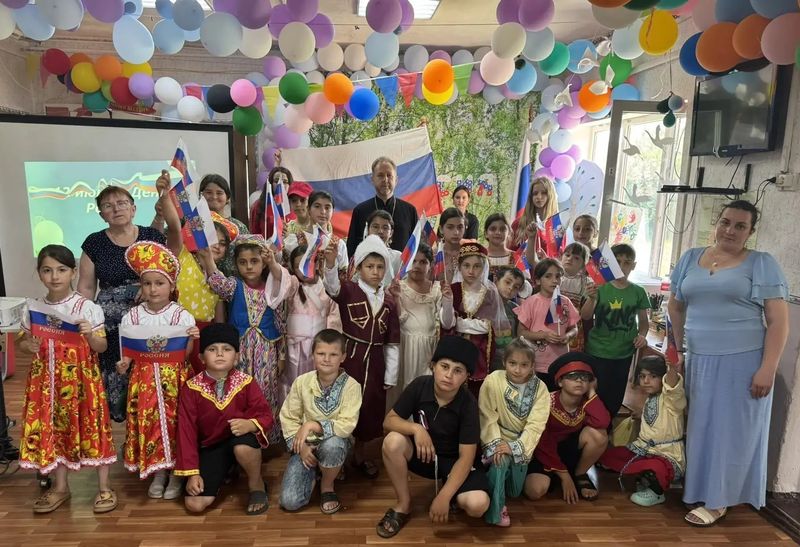 В Усьманской школе прошёл праздник, посвящённый Дню России