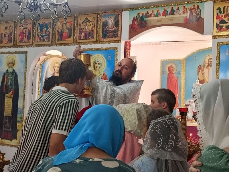 В храме Архангела Михаила села Первомайское отметили Преображение Господне