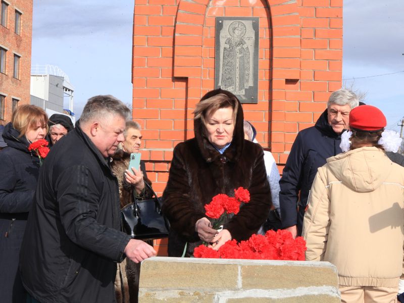 В поселке Каменоломни прошёл торжественный митинг, посвященный 35-летию вывода войск из Афганистана