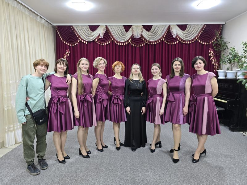 В духовно-просветительском центре Покровского собора выступил донской хоровой театр «Отражение»