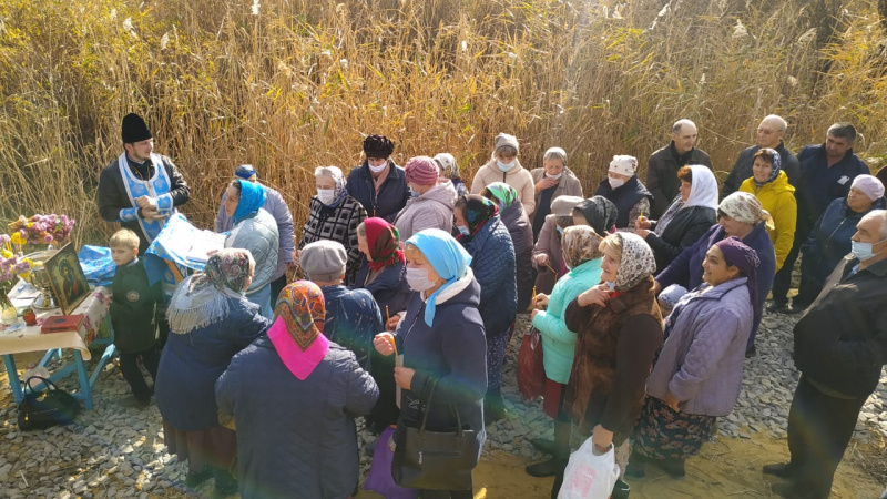 Освящение источника в хуторе Дубовой