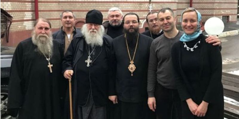 ЛУЧШИЙ ПОДАРОК УШЕДШИМ СТАРЦАМ