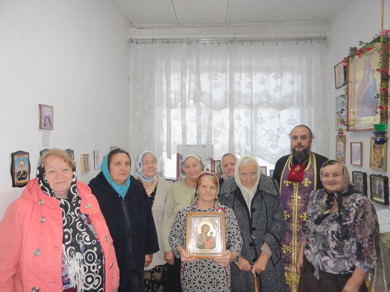 Молебен в молебной комнате в честь иконы Божией Матери «Иверская»