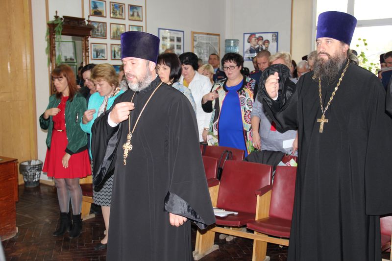 Епархиальный Отдел по взаимодействию с казачеством провел круглый стол «Единое образовательное пространство как системообразующий фактор по развитию казачьего образования в Шахтинской епархии»