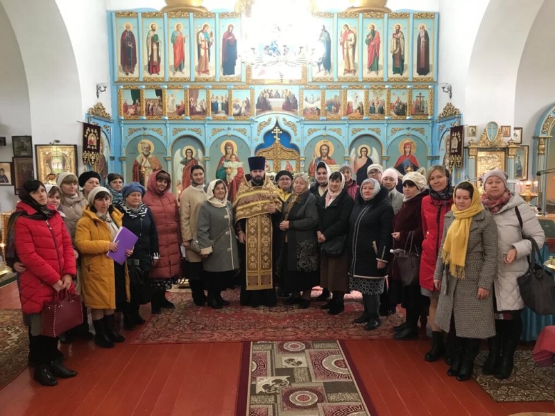Учителя ОРКСЭ и ОДНКНР школ Миллеровского района провели методическое объединение при храме Покрова Богородицы сл. Никольской