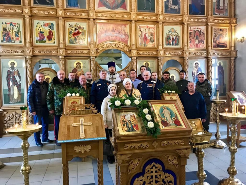Заупокойное богослужение в память о репрессированных казаках было совершено в храме в честь Донской иконы Божией Матери г. Новошахтинска