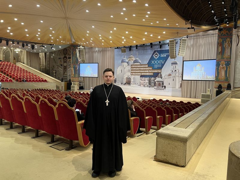 Представитель Шахтинской епархии принял участие во встрече с председателем Синодального отдела