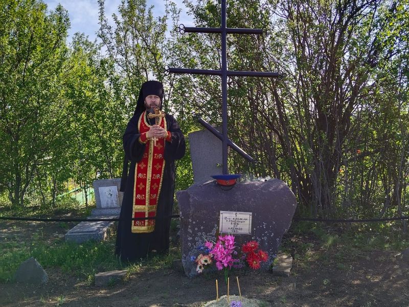 В селе Алексеевка молитвенно почтили память убиенных казаков