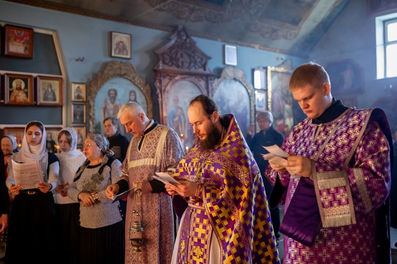 В Свято-Покровском храме города Шахты почтили память архимандрита Модеста (Попатова)