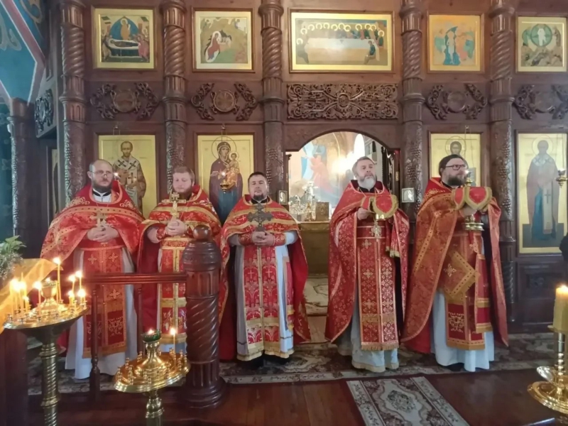 Соборное богослужение состоялось в Никольском храме станицы Багаевской 