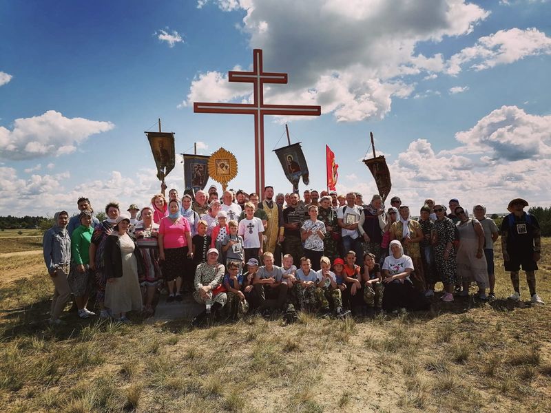 Крестный ход в Свято-Никольский храм станицы Еланской