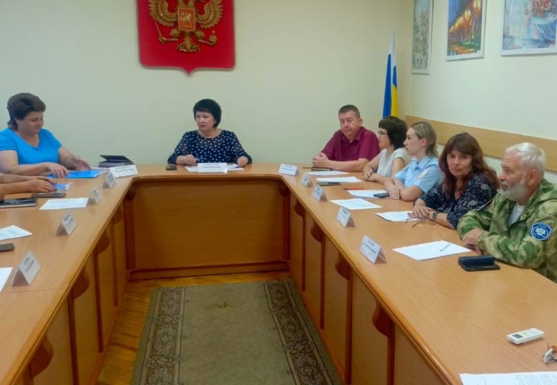 В администрации города Новошахтинска состоялось заседание комиссии по вопросам социальной и культурной адаптации и интеграции иностранных граждан.