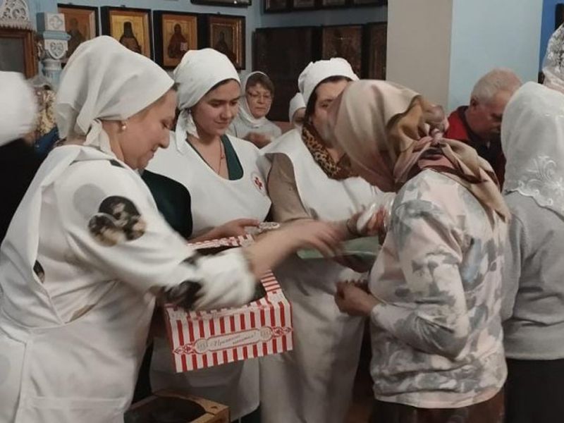 Традиционная благотворительная акция «Рождественский пряник» прошла в храме Архистратига Михаила