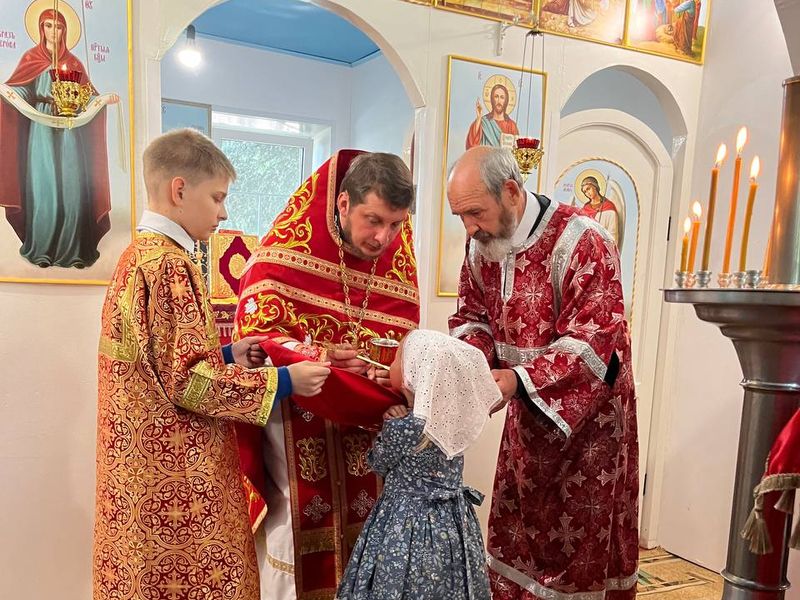 В храме святителя Николая Чудотворца станицы Краснокутской отметили престольный праздник