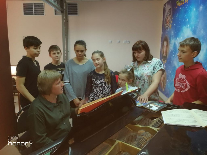 Занятия православного театрального кружка начались в воскресной школе «Светоч» при храме св. блгв. кн. Александра Невского г. Шахты