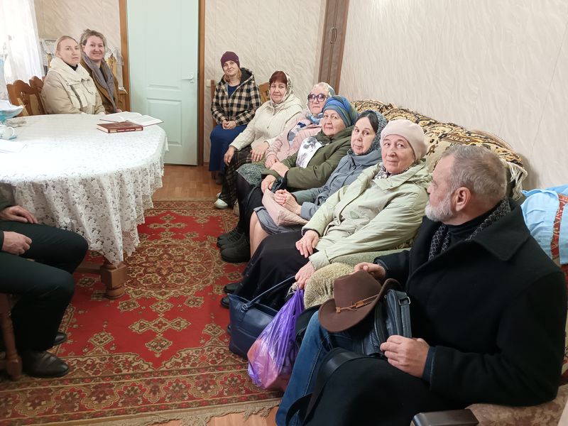 Гундоровский Успенский храм собирает желающих изучать Слово Божие