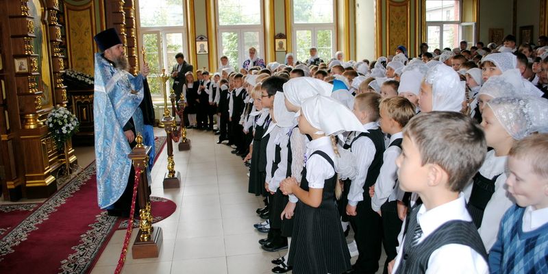 ПРОТОИЕРЕЙ СЕРГИЙ ГОМАЮНОВ: «РАБОТАЙ НАД СОБОЙ – СДЕЛАЕШЬ БЛАГО ДЛЯ РЕБЕНКА»