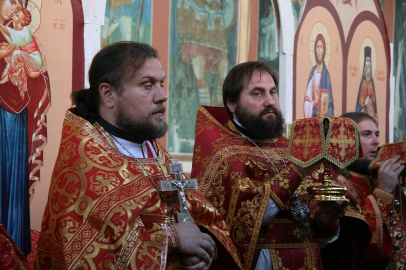 В новошахтинском храме священномученика Захарии (Лобова) отметили престольный праздник