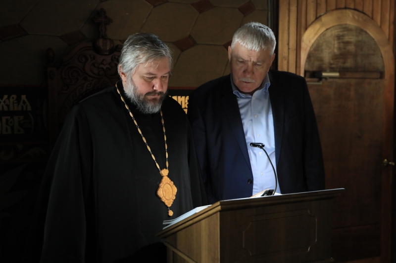 Преосвященнейший епископ Симон молился за уставным богослужением четверга первой седмицы Великого поста