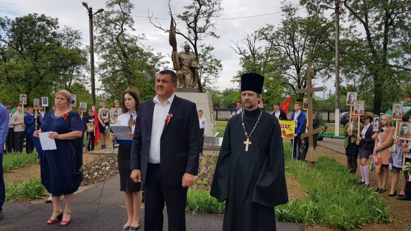 В Бессергеневском сельском поселении прошли мероприятия, посвященные Дню Победы. Протоиерей Андрей Поздняков поздравил жителей поселения с этим великим событием
