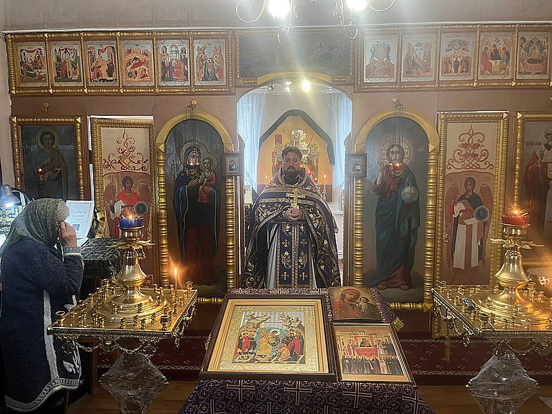 В Никольском храме слободы Кашары отметили день Торжества Православия