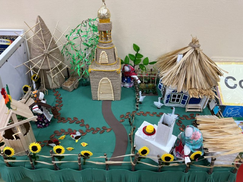 В  районном  Двореце культуры  поселка Каменоломни состоялось подведение итогов районного конкурса «Казачьим традициям жить и крепнуть»