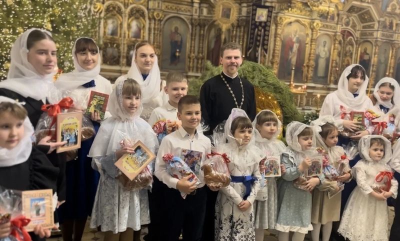 В Донецке прошёл Рождественский концерт в Свято-Успенском храме