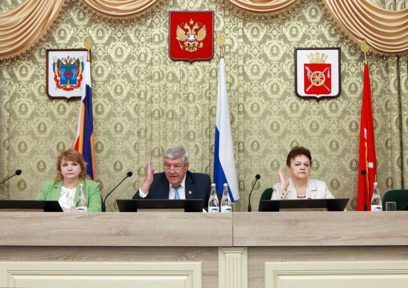 Состоялось заседание Собрания депутатов Октябрьского района